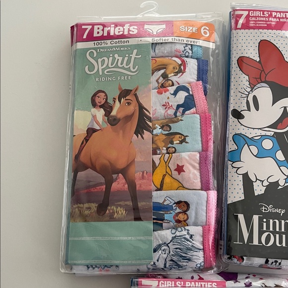 NEW Bundle / lot of Girls' Briefs Set with Frozen, Minnie Mouse, and Spirit - Picture 2 of 5